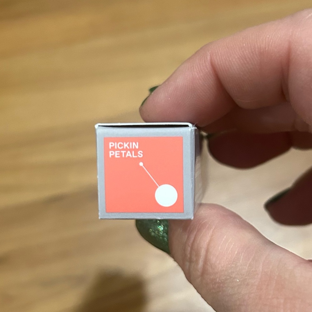 REM Beauty Essential Drip Lip Oil